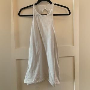 White lululemon tank with keyhole 4